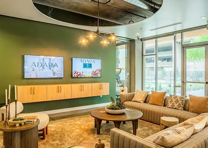 Detailed 2bd - Dt- Gym, Pool, Parking Sleep8 Apartment
