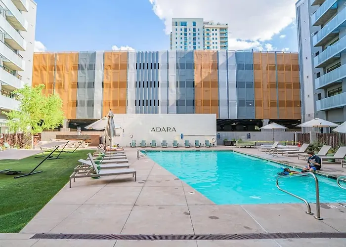 Detailed 2bd - Dt- Gym, Pool, Parking Sleep8 Apartment Phoenix