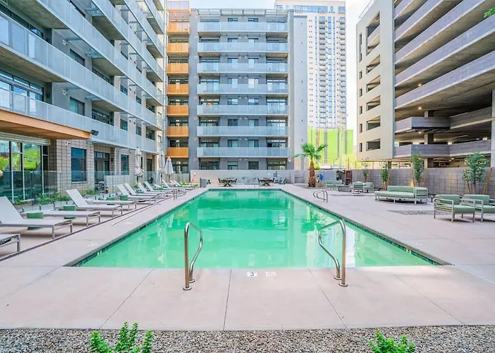 Detailed 2bd - Dt- Gym, Pool, Parking Sleep8